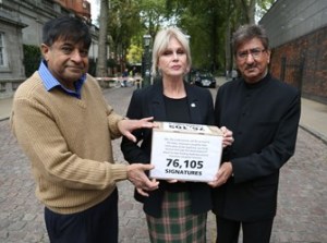 joanna-lumley-with-nitin-mehta-and-anil-bhanot